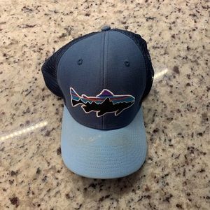 Blue Patagonia hat decent condition